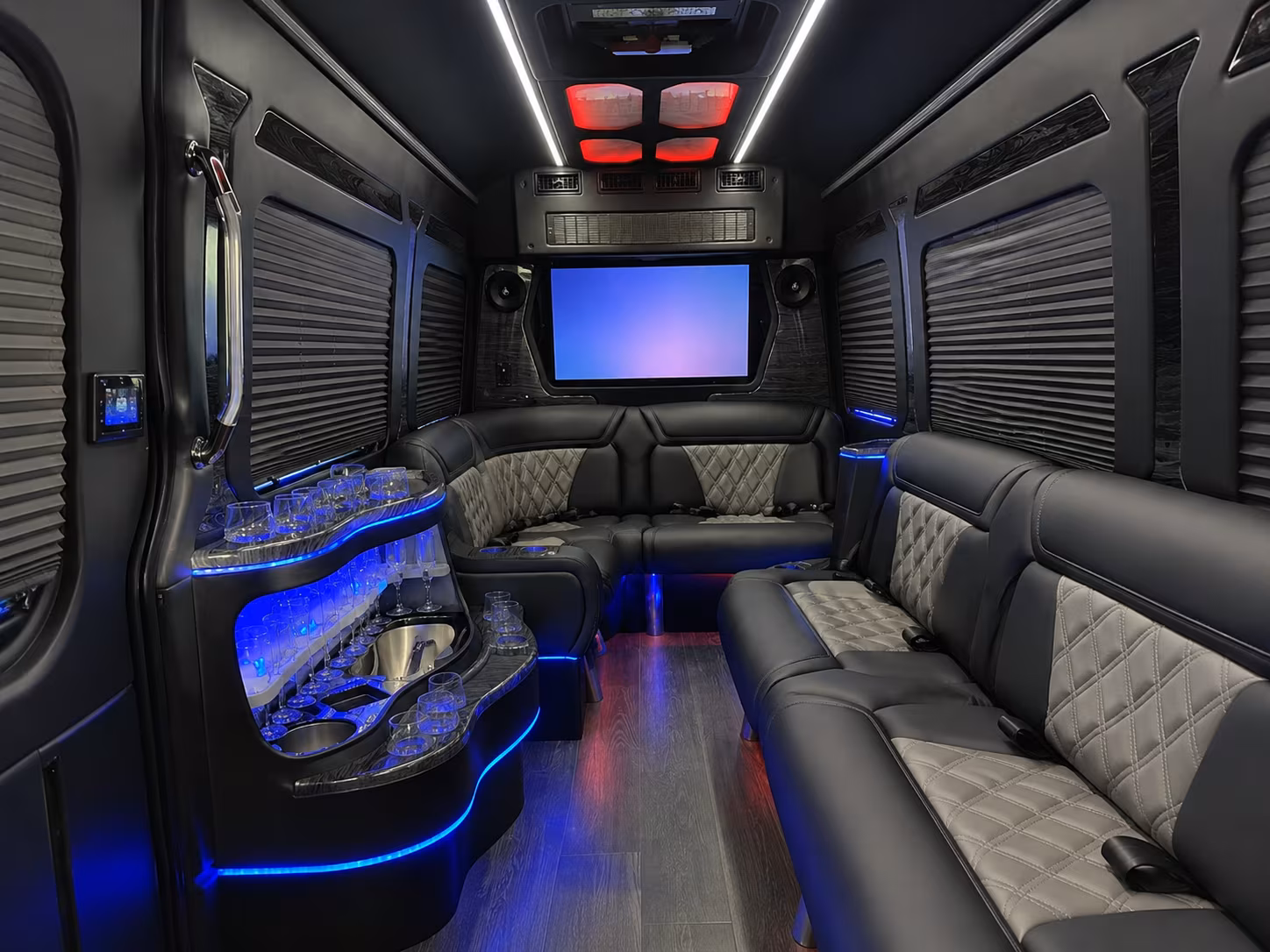 concert parking shuttles for event organizers